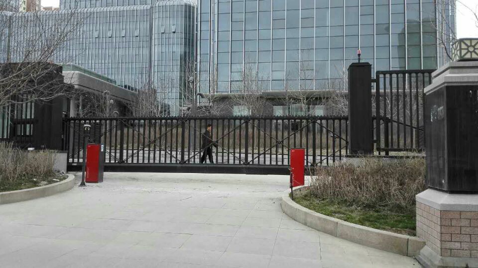 新疆澳龍廣場